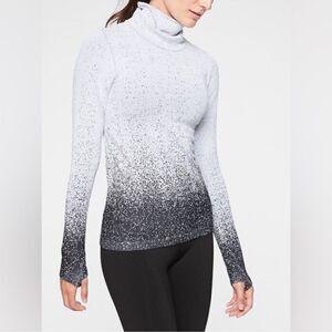 Athleta Flurry Base Layer Ombre Turtleneck Outdoors Top S